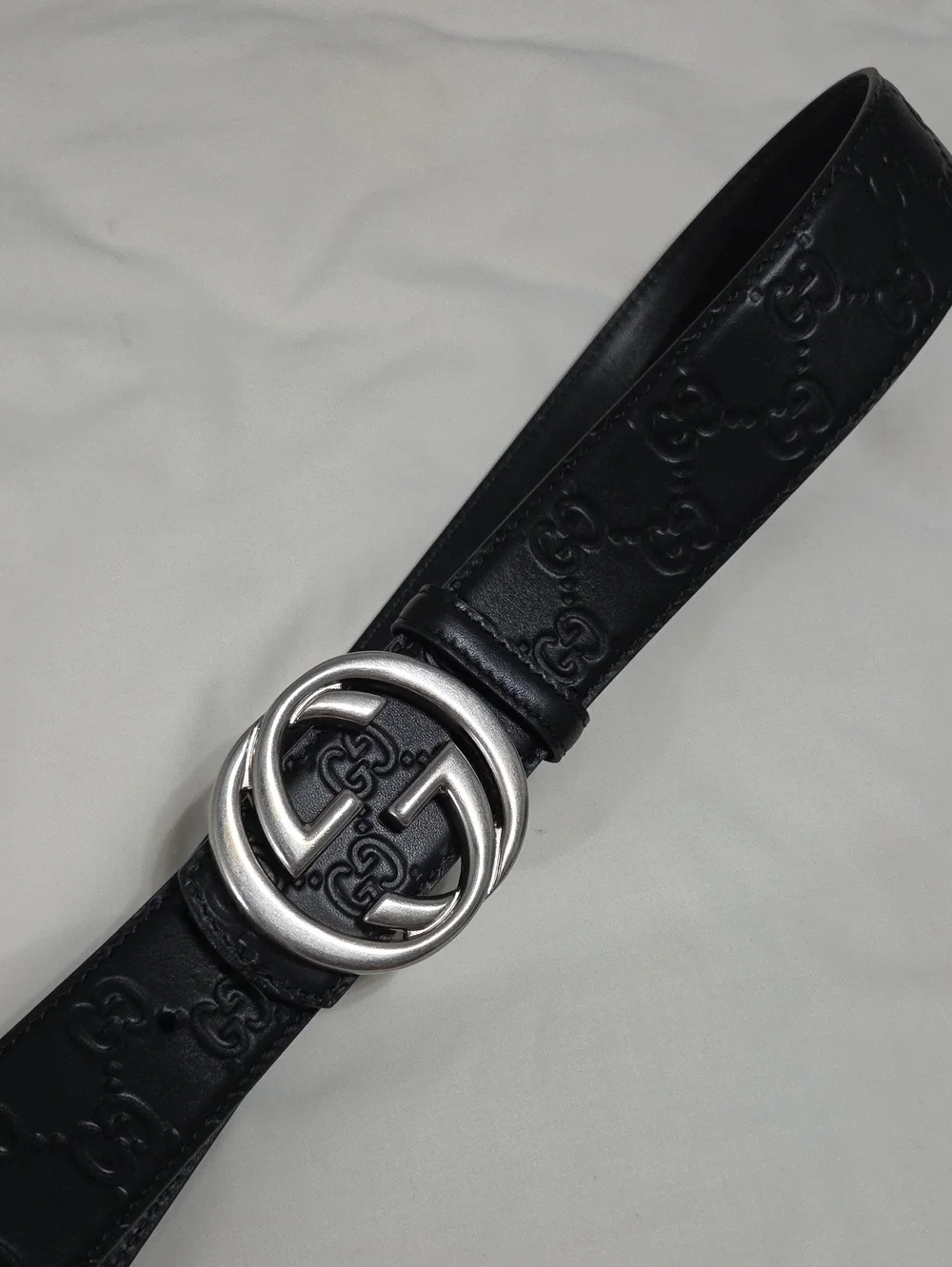 Gucci Reversible Black Leather Belt Brushed Silver GG Buckle 32/34
